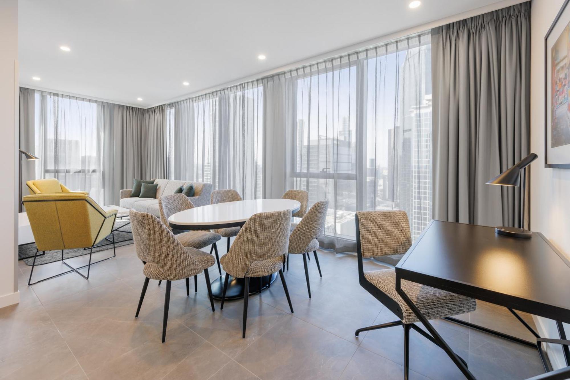 Meriton Suites ملبورن المظهر الخارجي الصورة The interior of a typical apartment
