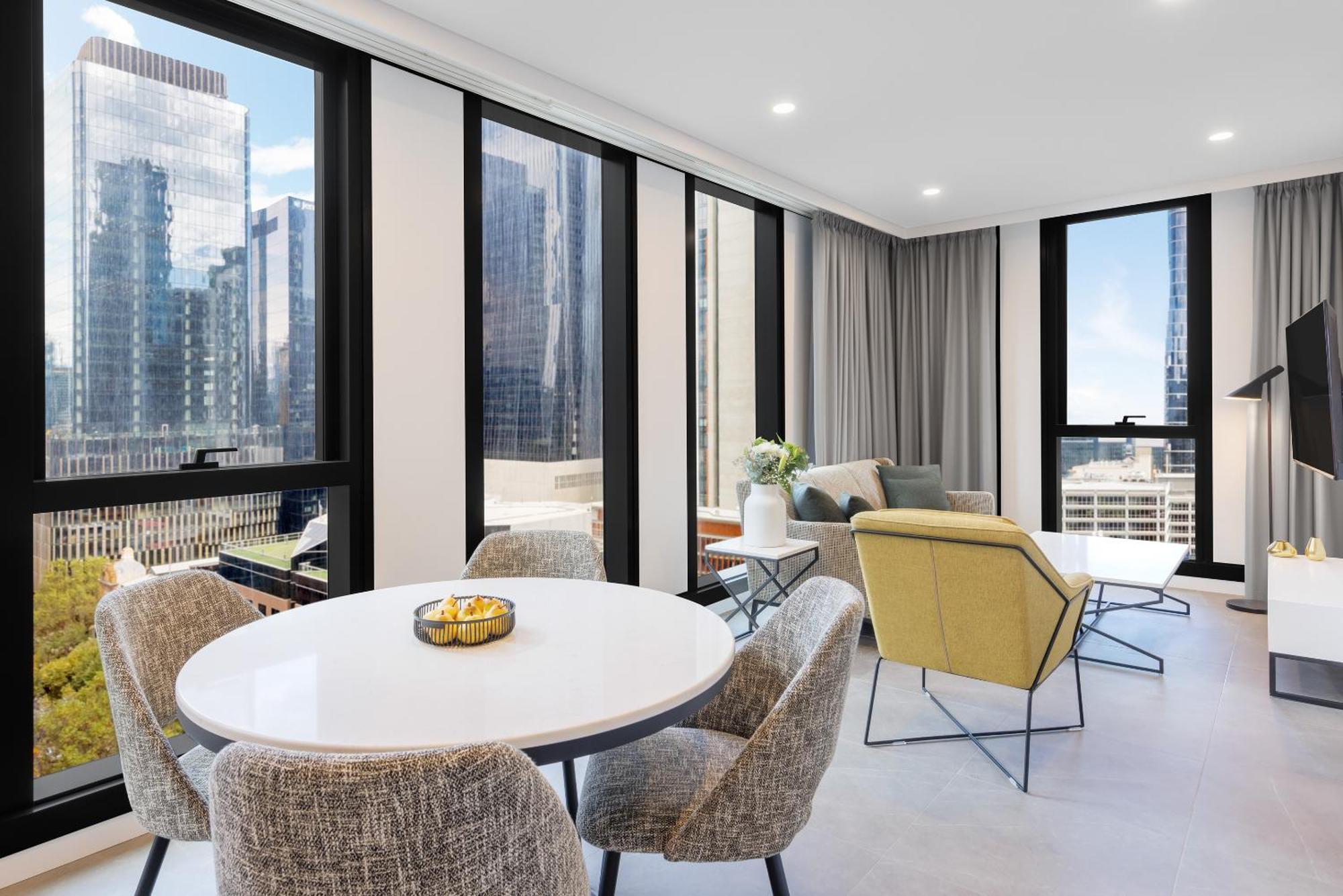 Meriton Suites ملبورن المظهر الخارجي الصورة The interior of a typical apartment
